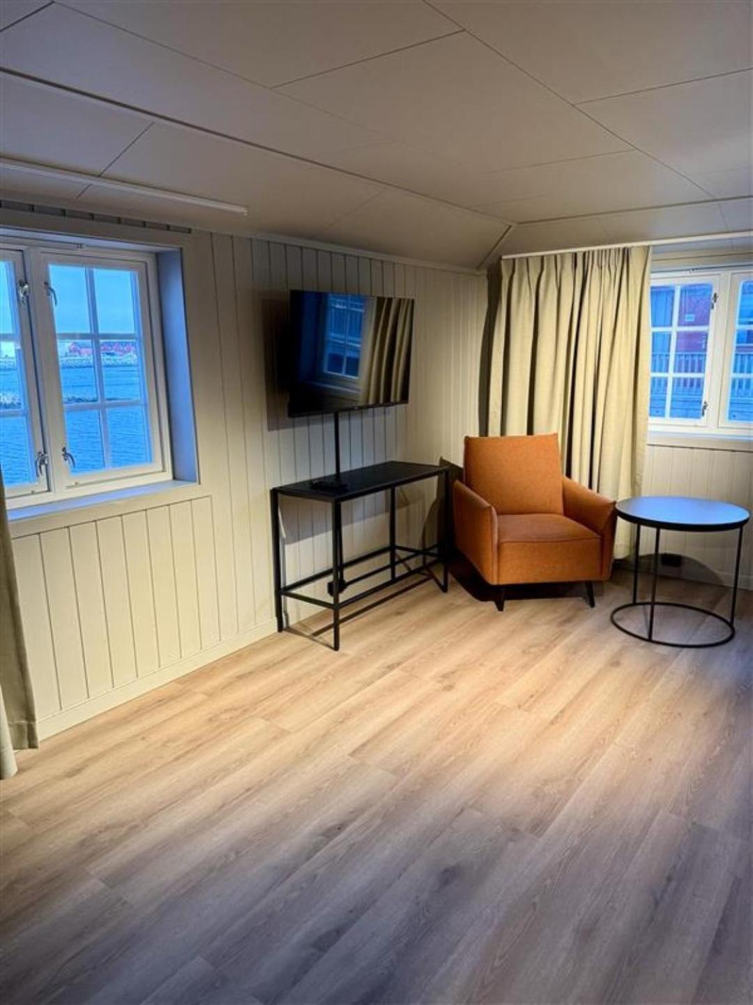 Gronnbuene Rorbu Hotel Andenes Exterior foto